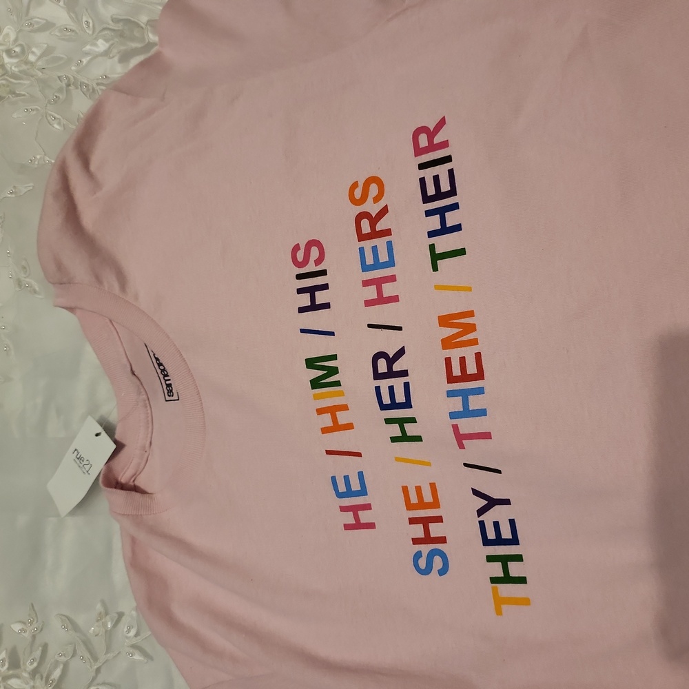 He She They short sleeved tee shirt - Picture 3 of 4